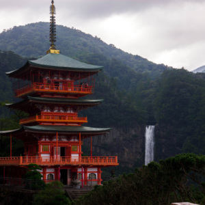 那智大滝と三重の塔