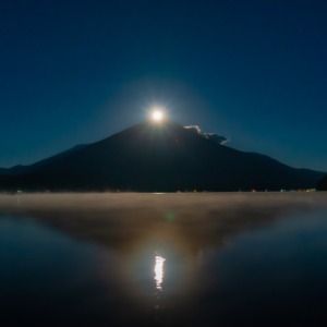 沈むパール富士(山中湖)