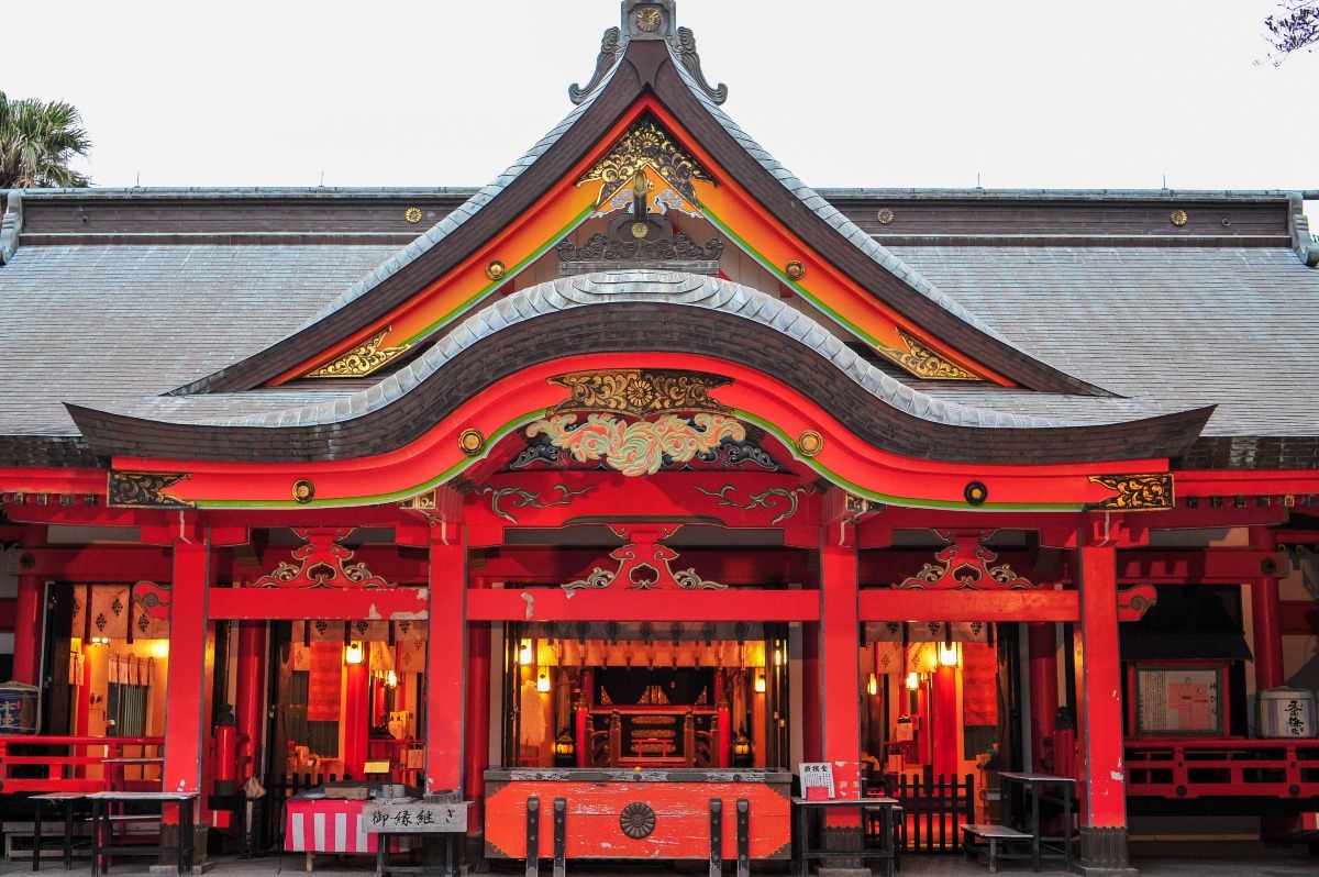 青島神社、本殿