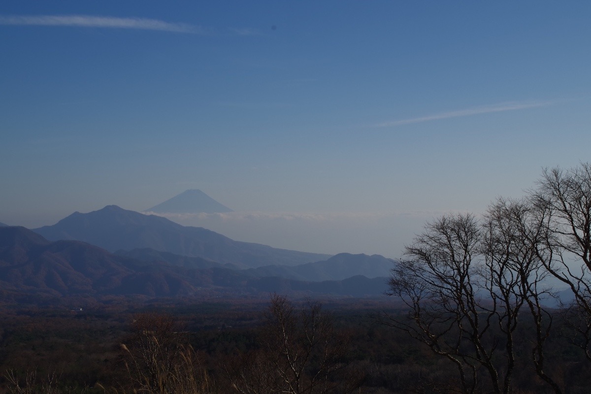 「美し森から望む富士山」