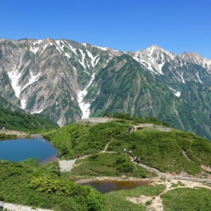 八方池と白馬三山