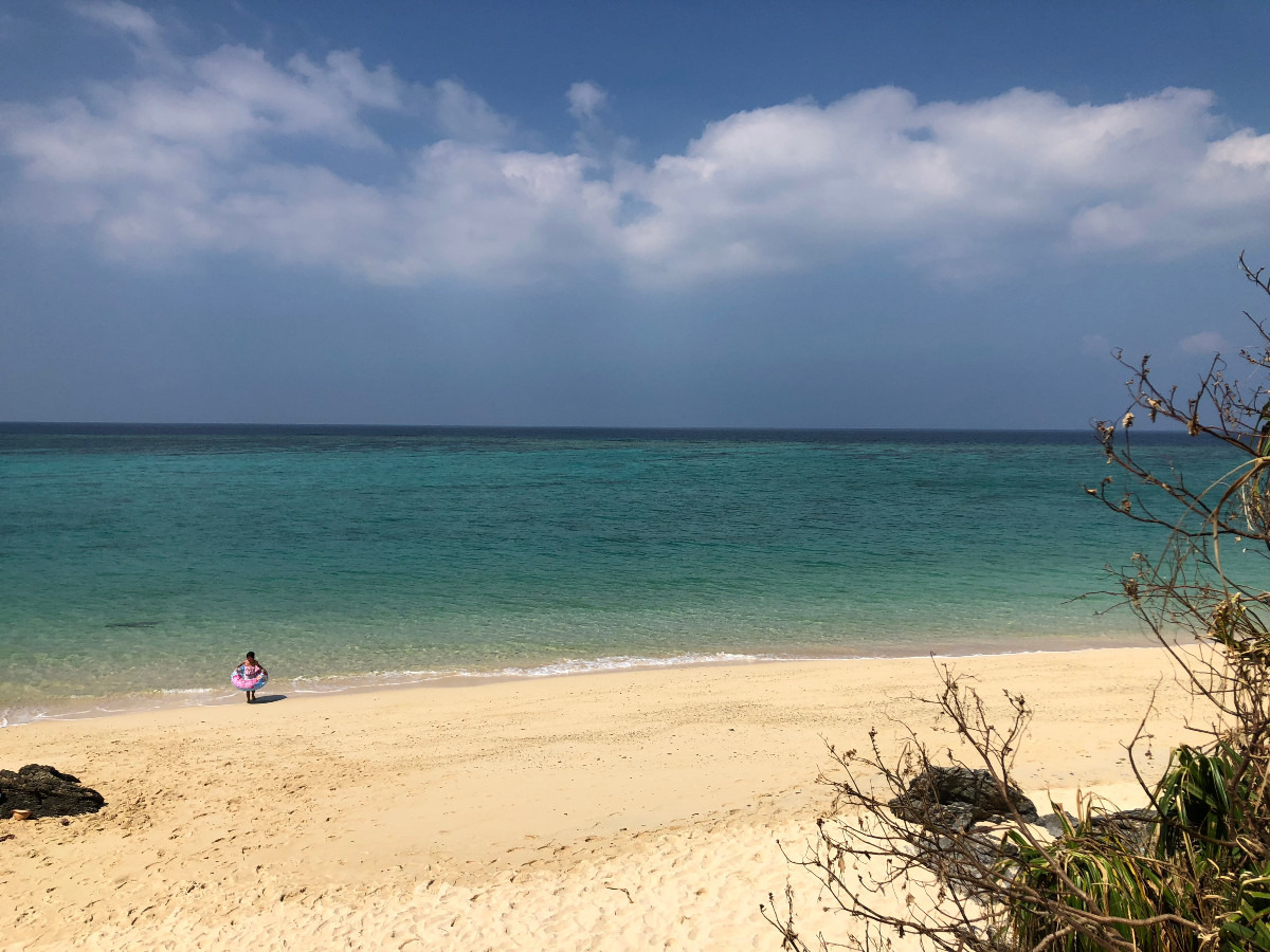 沖縄県恩納村安富祖（オンナソン・アフソ）の海